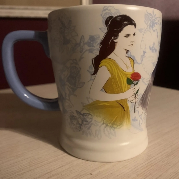 Beauty and the Beast Disney Mug Belle Rose - Picture 4 of 5
